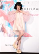 李優URIKO首本寫真相冊、單曲發行。（記者邱榮吉/攝影）