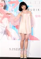 李優URIKO首本寫真相冊、單曲發行。（記者邱榮吉/攝影）