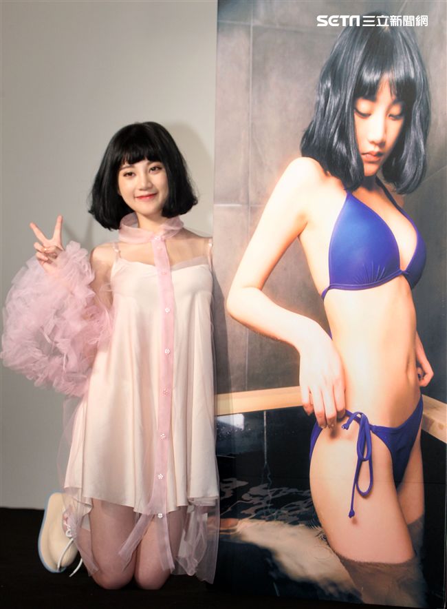 李優URIKO首本寫真相冊、單曲發行。（記者邱榮吉/攝影）