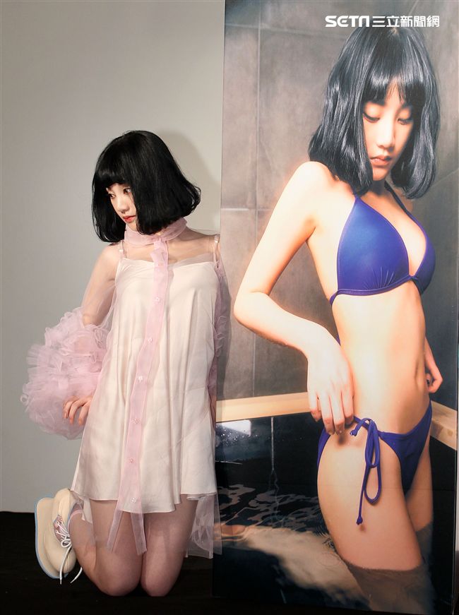 李優URIKO首本寫真相冊、單曲發行。（記者邱榮吉/攝影）