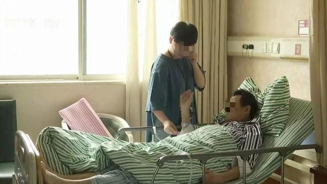 男子胸悶腹痛就醫　大腸竟跑到脖子上