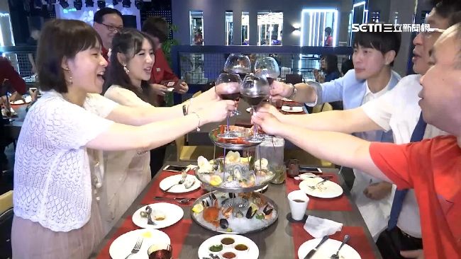 看好集客效應！信義百貨掀「美食戰」