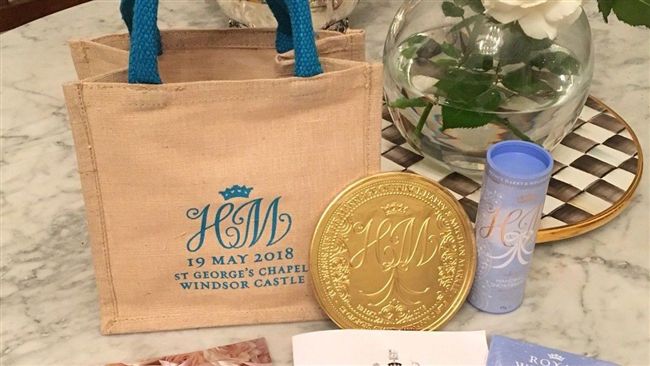 哈利梅根大婚回禮袋　現身網拍沒人要