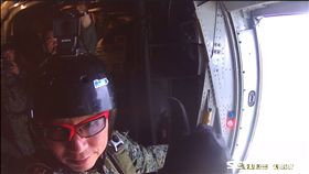 傘兵跳傘 （圖／軍聞社提供）