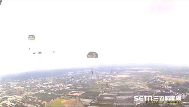 陸軍再傳傘兵墜地　驚悚意外過程曝光