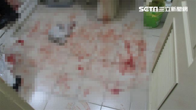 經濟問題想不開！男浴室割頸輕生