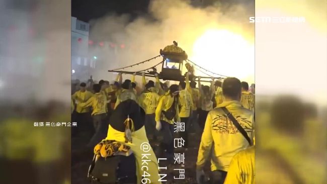 虎爺吃炮火光亂竄　鋼管舞者遭燙傷
