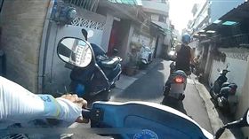台中,警方,計程車,小黃,司機,運將,孝順,買麵,酒駕（圖／翻攝畫面）