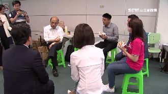 母雞帶小雞！蘇貞昌開早餐會親授秘笈