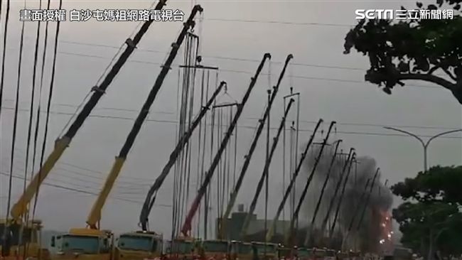 「吊車炮陣」齊列隊　高空禮炮迎媽祖