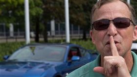 在V8熱血聲浪下　亦能成為一位安靜「好鄰居」（圖／車訊網）