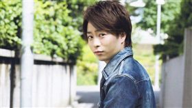 嵐,ARASHI,櫻井翔,整形,紅白,發福,受傷
（圖／翻攝自推特）