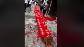 鞭炮,結婚,氣球,取代,大陸,爆笑公社　圖／翻攝自臉書爆笑公社