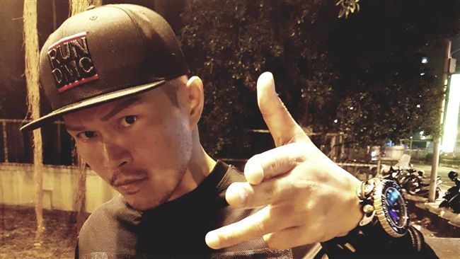 為錢「背骨」斷交！男星爆粗口譙布國