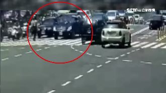 與女兒吵架昏厥　賓士少婦：我快死了