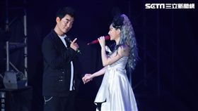 徐懷鈺個人首場大型演唱會開唱,任賢齊擔任嘉賓同台助陣