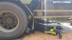 大貨車,北宜公路,輾過,慘死,機車騎士,石碇
