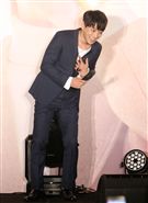 韓星黃致列來台為2018Love Stars台北演唱會宣傳，並會粉絲唱台語歌讓粉絲High翻天。（記者邱榮吉/攝影）