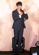 韓星黃致列來台為2018Love Stars台北演唱會宣傳，並會粉絲唱台語歌讓粉絲High翻天。（記者邱榮吉/攝影）