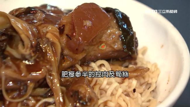 控肉泡麵、泡麵蛋餅　夜市小吃玩創意