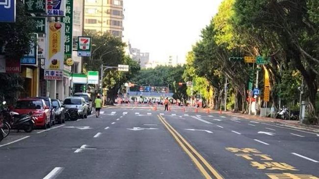 封街路跑成新指標　物流業者火大