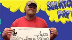 男中600萬樂透　彩券被家人丟進垃圾桶
翻攝自UPI