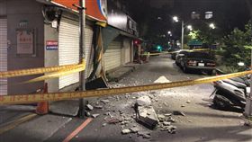 台北,大安路一段,窗台,砸落