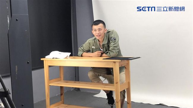 當兵不忘演戲　金鐘影帝自編自導話劇