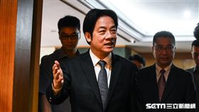 行政院長賴清德召開「 新經濟移民法規劃重點記者會」。 （圖／記者林敬旻攝）