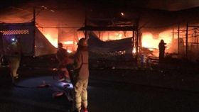 普吉島市集大火(圖／翻攝自《曼谷郵報》)