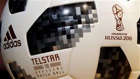 俄羅斯世界盃比賽用球,加入科技新元素。（圖／達志影像）