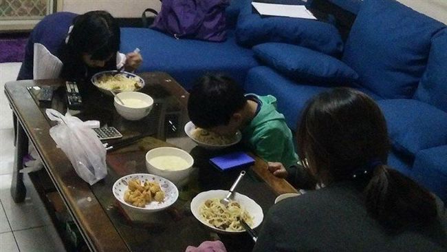 爸爸喪葬費都付不出…女孩只求有家住