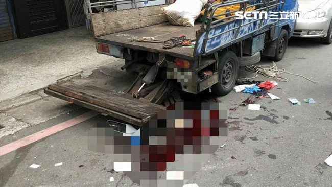 男遭油壓板重壓　大腿骨折無生命跡象