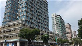 台北,健康公宅,瑕疵,張金鶚,抽油煙管,排水,插座,冷氣。呂品逸攝