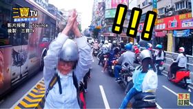 紅燈一停！阿姨忙作法「急急如律令」　網：背後可能不是人
youtube