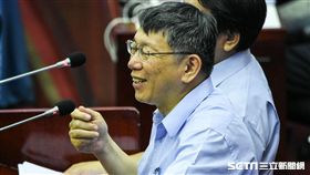 台北市長柯文哲出席市議會總質詢。 （圖／記者林敬旻攝）