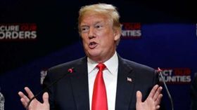 川普結束對墨、加兩個多月的豁免，美歐貿易戰硝煙味升高。（圖／翻攝Twitter）AP圖片，勿再用