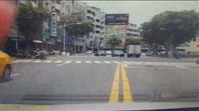 高雄,連環,車禍,血糖(翻攝畫面)