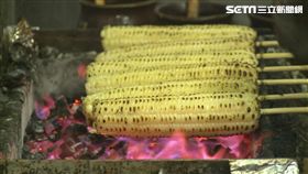 炭烤玉米、烤玉米