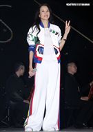 莫文蔚「hito流行音樂獎」表演彩排，這天正是Karen生日粉絲送上蛋糕及祝福，讓Karen度過難忘的生日。（記者邱榮吉/攝影） 