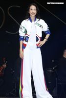 莫文蔚「hito流行音樂獎」表演彩排，這天正是Karen生日粉絲送上蛋糕及祝福，讓Karen度過難忘的生日。（記者邱榮吉/攝影） 