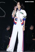 莫文蔚「hito流行音樂獎」表演彩排，這天正是Karen生日粉絲送上蛋糕及祝福，讓Karen度過難忘的生日。（記者邱榮吉/攝影） 