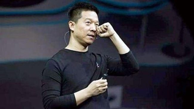 千億董座慘淪老賴　遭限乘飛機火車