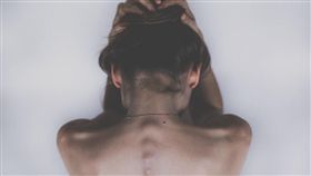 慘賠20萬！留言罵台大女「台大電雞」　結果自己GG了（圖／翻攝自Pixabay）