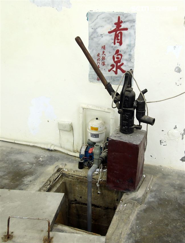 泉水。（記者邱榮吉/大膽島拍攝）