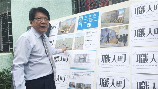 孝兵遭錯殺　潘孟安進警局了解案情