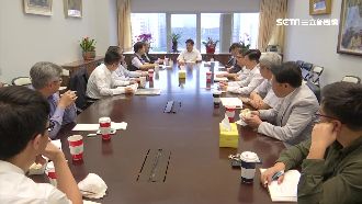 林佳龍罕見鏡頭前動怒　全為這件事