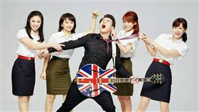 單飛主唱遭啦啦仙女們拐 全脫入鏡記錄片