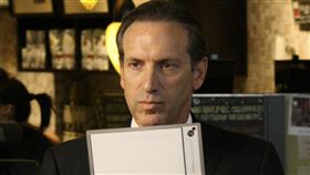 執行董事長舒茲（Howard Schultz）星巴克
https://www.flickr.com/photos/sillygwailo/407450961/in/photolist-C1hYz-C1AEQ-6pMJFc-6pMJU6-6pRT6S-6pMJBR-6pRSZN-6pMJiP-ozcb62-TeKx4A-jhtJ2-24igMof-C1AC6-4UfGbj-6pMJXt-6pMJn