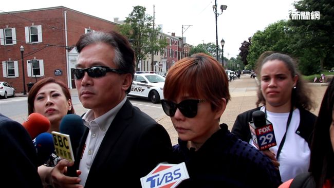 狄鶯孫鵬滿臉哭痕　付2萬元救援愛子